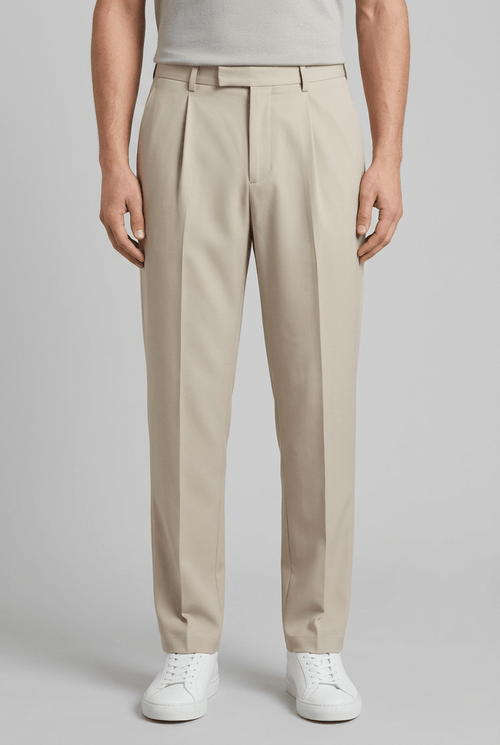 Men's Tailored Pleated Trousers | Straight Leg