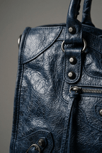 Women's Handbag | Zip Front & Detachable Strap